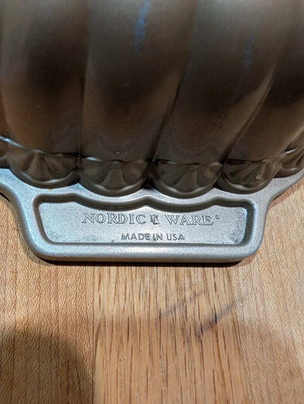 Nordic Ware Lemon Bread Pan Cast Aluminum Loaf Mold Fruit Design Made in USA